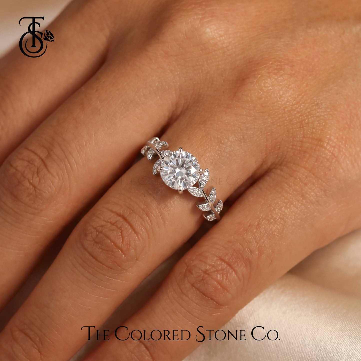 Laurel Ring - Nature-Inspired Lab Grown Diamond Engagement Ring | 18K Gold