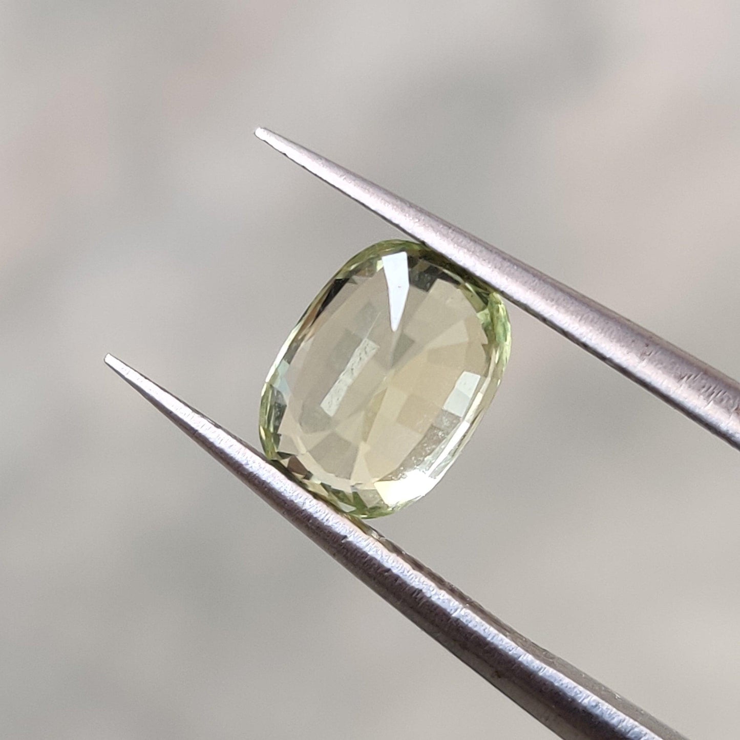 Chrysoberyl Natural 2.07ct - The Colored Stone Co.