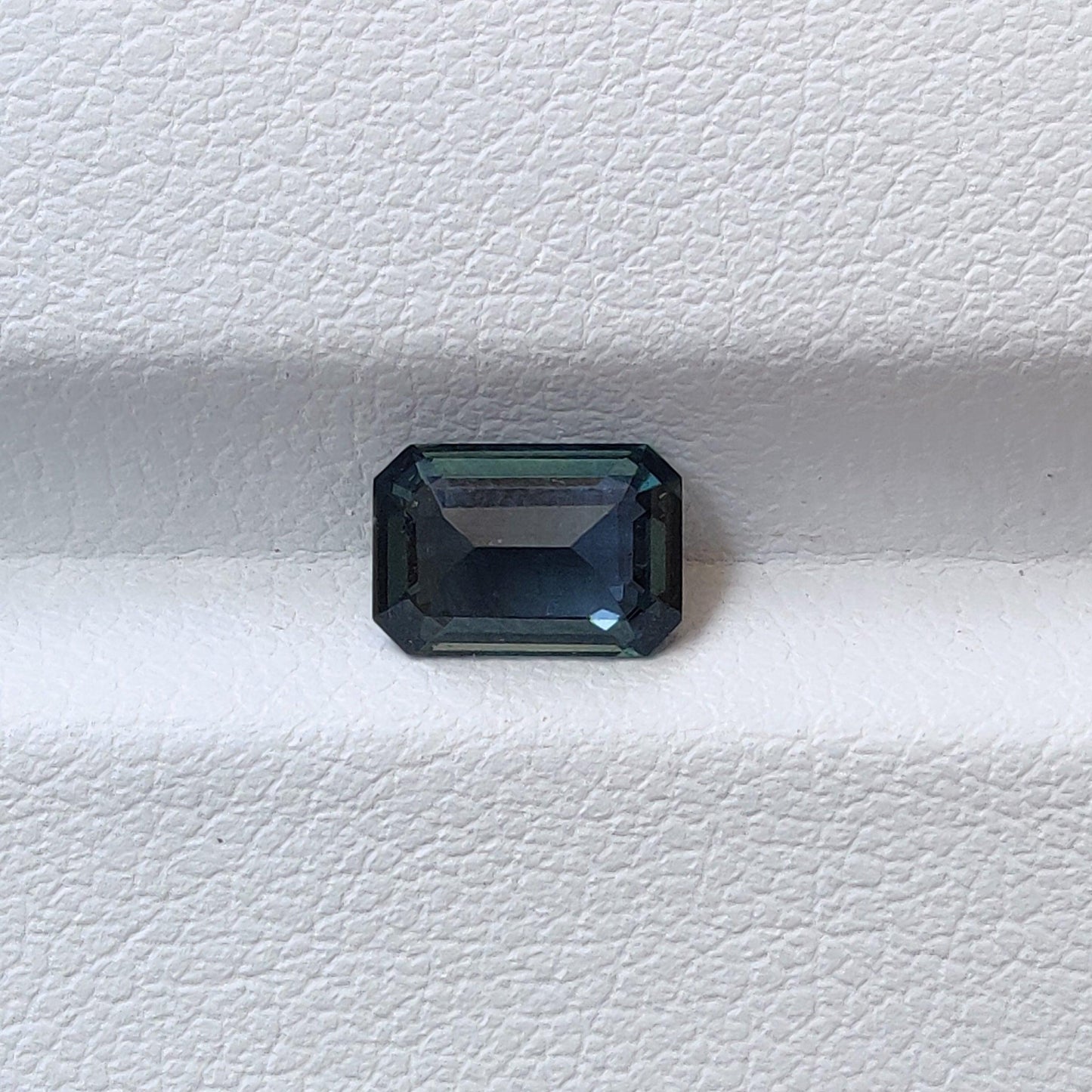 Green Sapphire Natural No Heat 1.24ct - The Colored Stone Co.