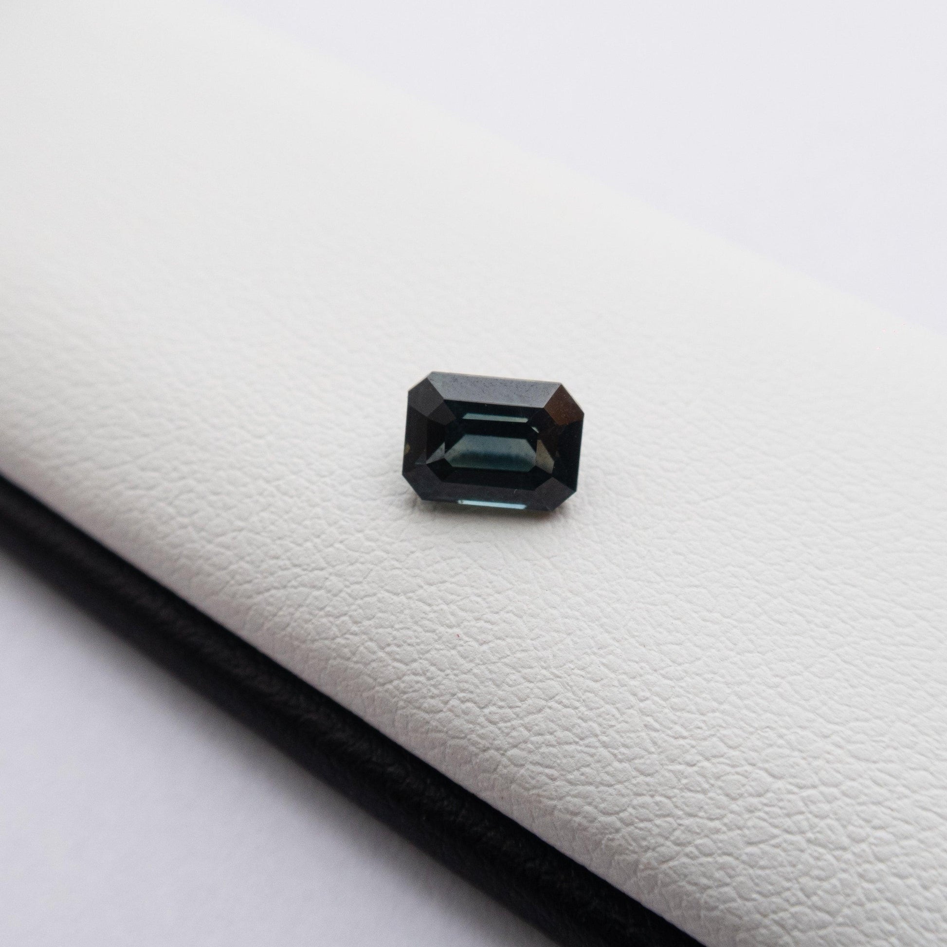 Teal Sapphire Natural No Heat 1.53ct - The Colored Stone Co.