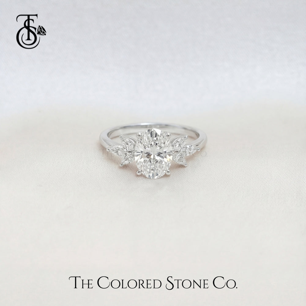 Viola Ring - 18K Gold - Lab Grown Diamond