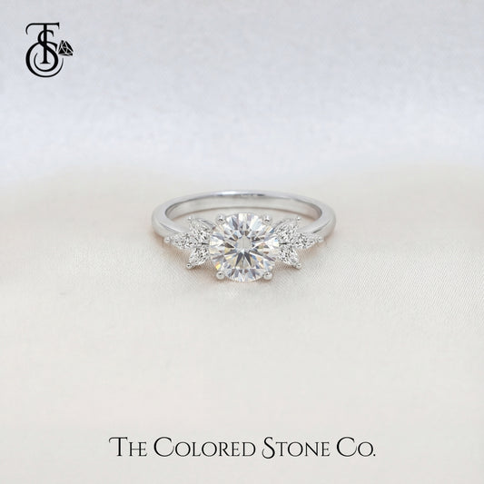 Vega Ring - 18K Gold - Lab Grown Diamond