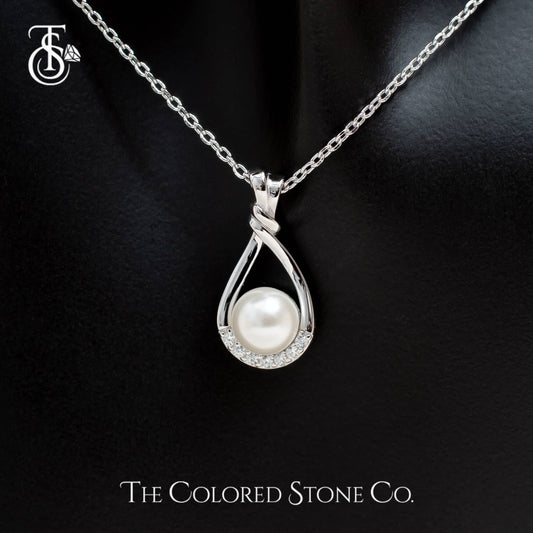 Luna Necklace- Pearl