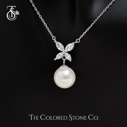 Alora Necklace - Pearl