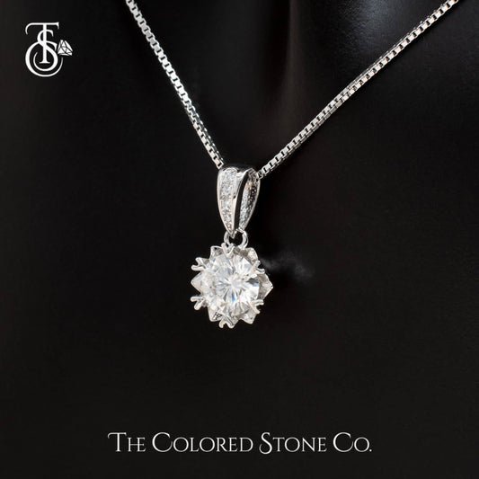 Eira Necklace- Moissanite
