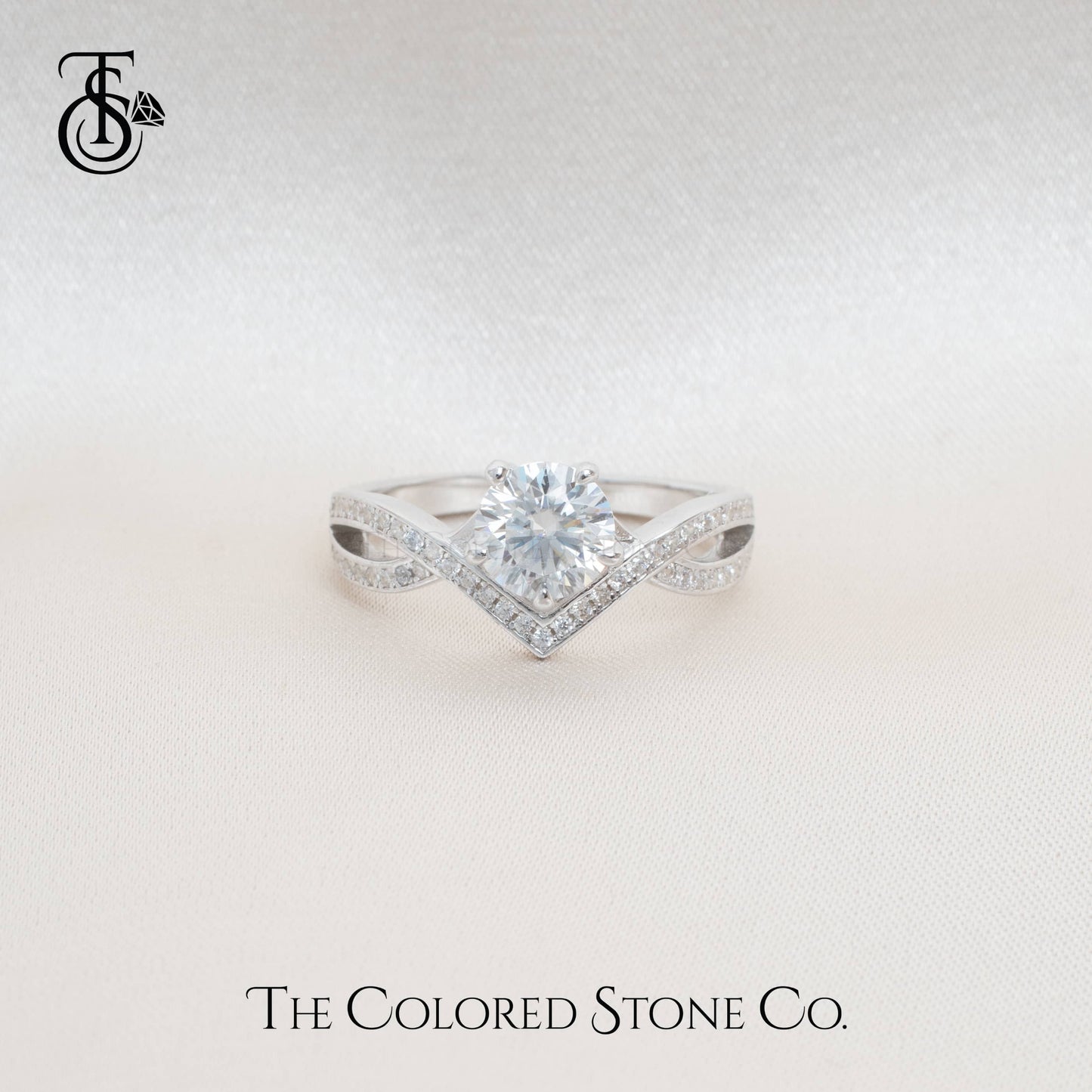 Valora Ring- Moissanite