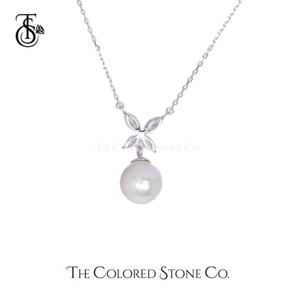 Alora Necklace - Pearl