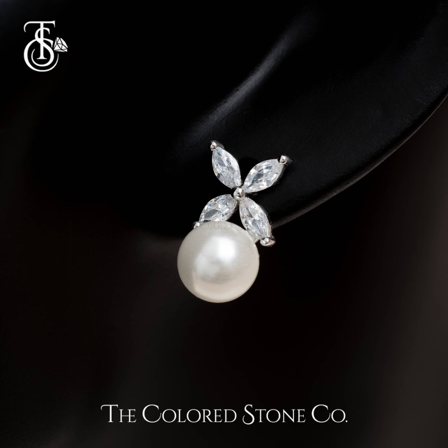 Alora Earrings- Pearl
